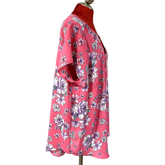 Torrid Plus Size Short Sleeve Tunic Top Blouse 18/20 Pink Floral Sheer Relaxed - Picture 4 of 8